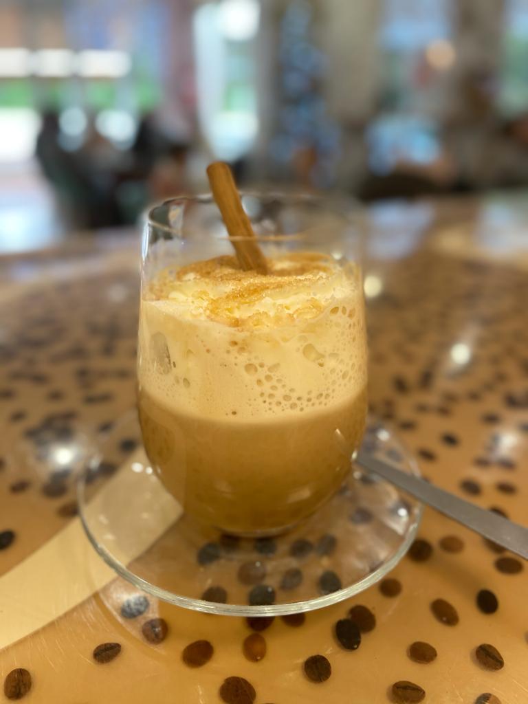 Cafés Especiales con Alcohol Candy’s Cafe Rota